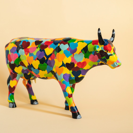 Декоративная статуэтка Heartstanding Cow