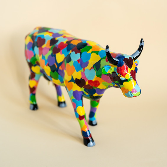 Декоративная статуэтка Heartstanding Cow