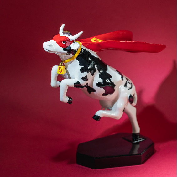 Декоративная статуэтка Super Cow