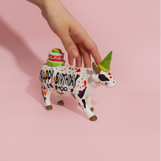 Декоративная статуэтка Happy Birthday To Moo! - M (16,5*11 см)